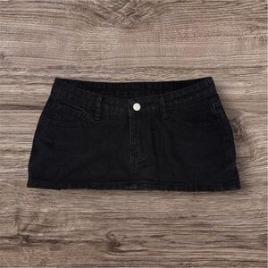 SHEIN Black Denim Skirt